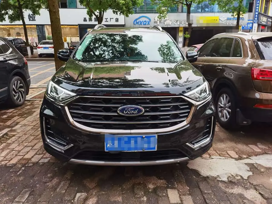 2021 Ford Edge PLUS EcoBoost 245 Two-Wheel Drive 豪锐型 7-Seater