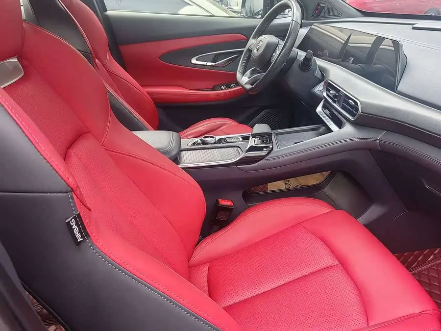 تشاينغ UNI-T 2021 1.5T البارزة