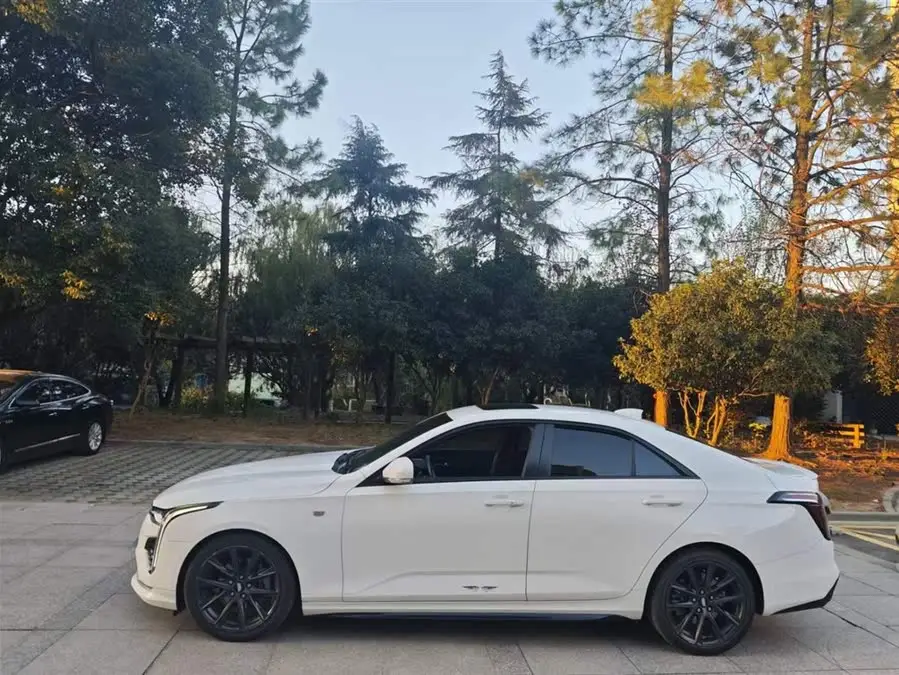 كاديلاك CT4 2020 28T النخبة