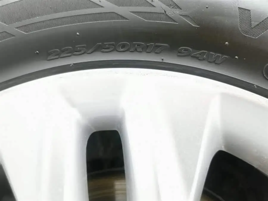 Wuling Hongguang Plus 2019 530T Automatic Enjoy Edition (5+2 Seater) National VI