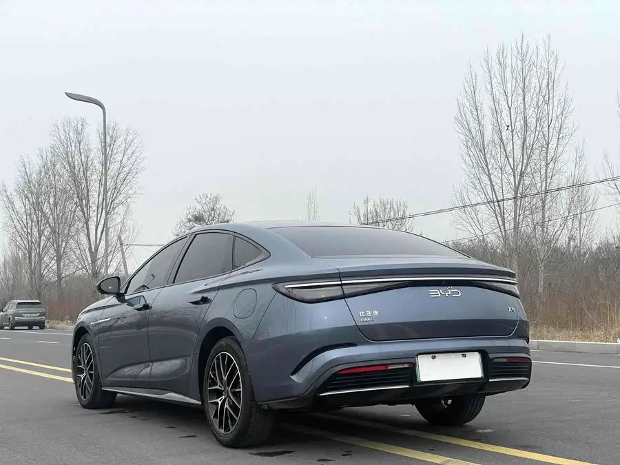 سيلاين 2023 DM-i 1.5T 121كم فئة رائدة