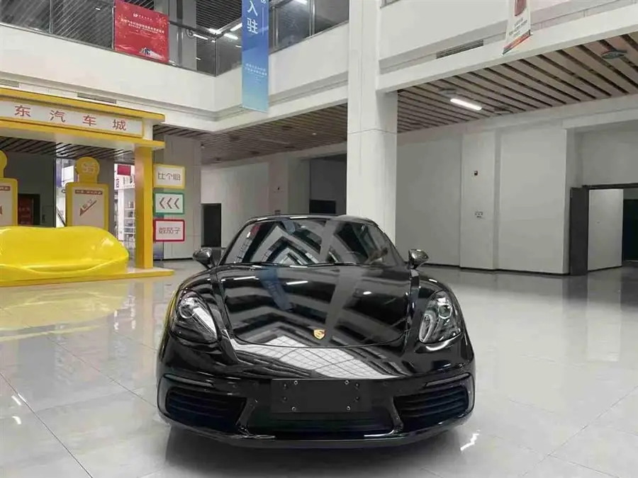 Porsche 718 2019 Cayman T 2.0T