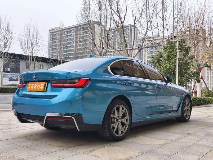 بي إم دبليو i3 2022 eDrive 35 L