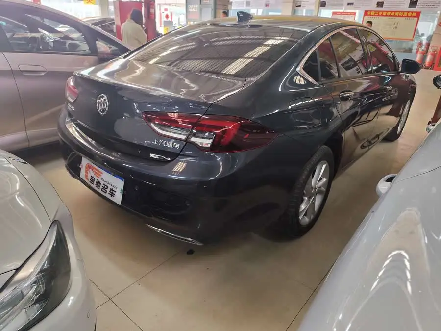 بيوك ريجال 2021 552T النخبة