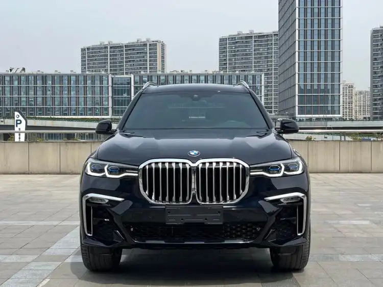 BMW X7 2022 xDrive40i Luxury M Sport Package