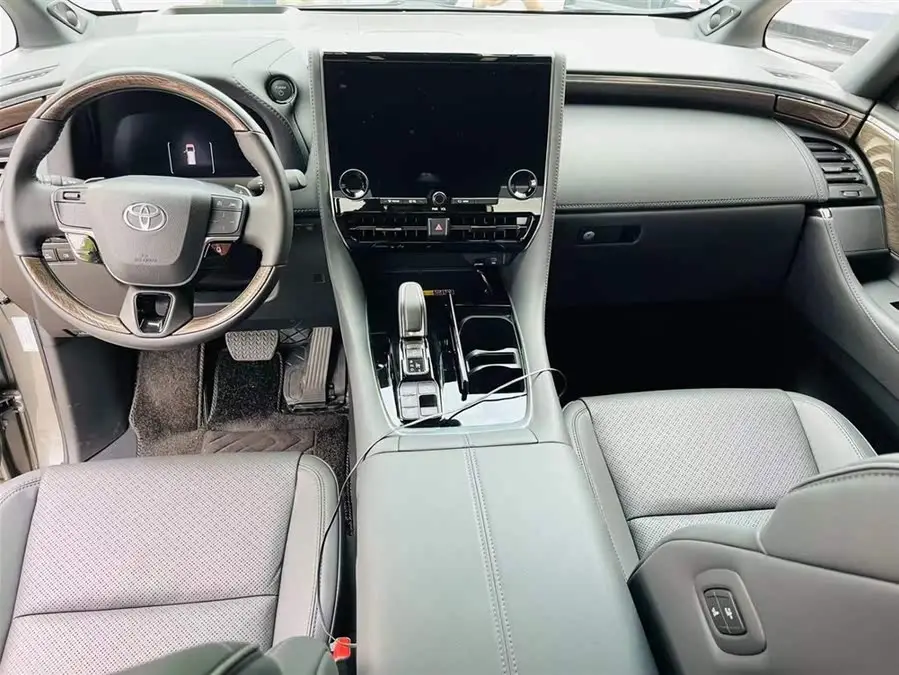 ألفارد 2024 بنظام الهايبرد 2.5 لتر إصدار برايم