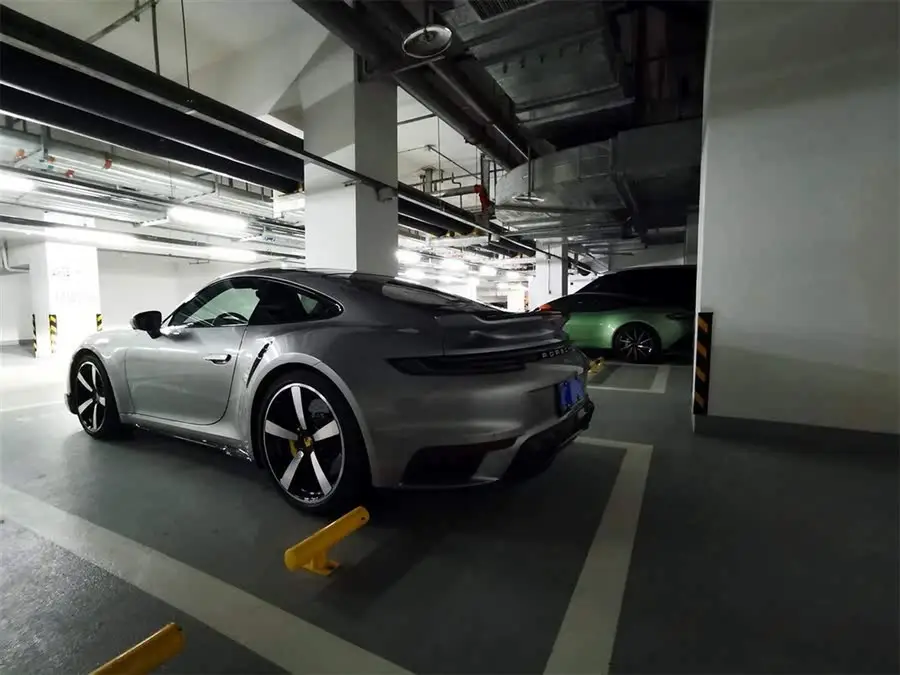 Porsche 911 2022 Turbo S 3.7T