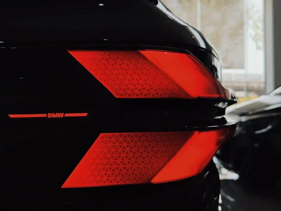 بي إم دبليو X5 2023 xDrive 30Li حزمة M الرياضية الفاخرة