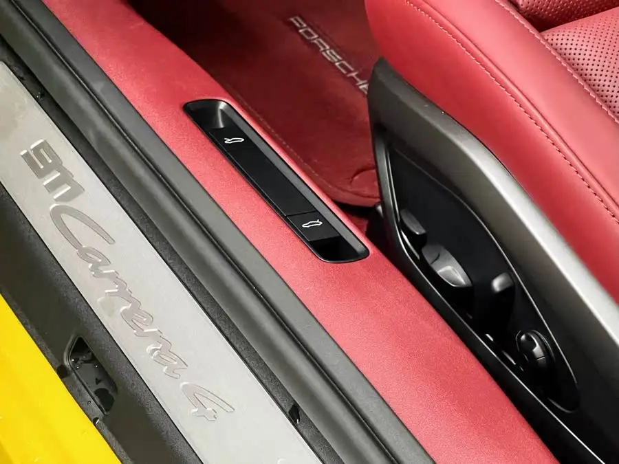 Porsche 911 2020 Carrera 4 3.0T