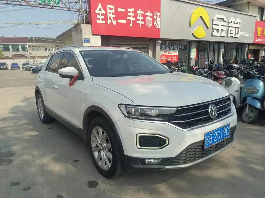 T-ROC 2020 230TSI DSG الدفع الثنائي الطراز الابتكاري