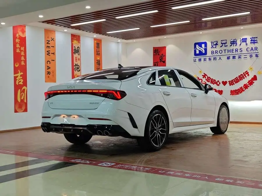 كيا K5 2021 380T GT-Line النسخة الرائدة