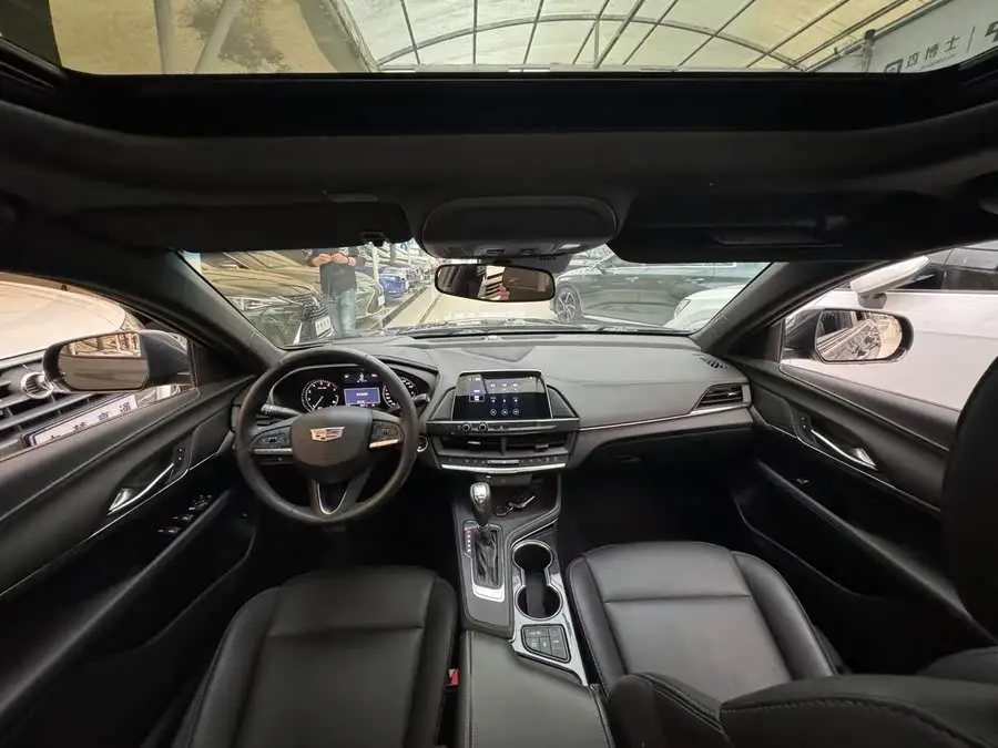 Cadillac CT4 2022 28T Luxury