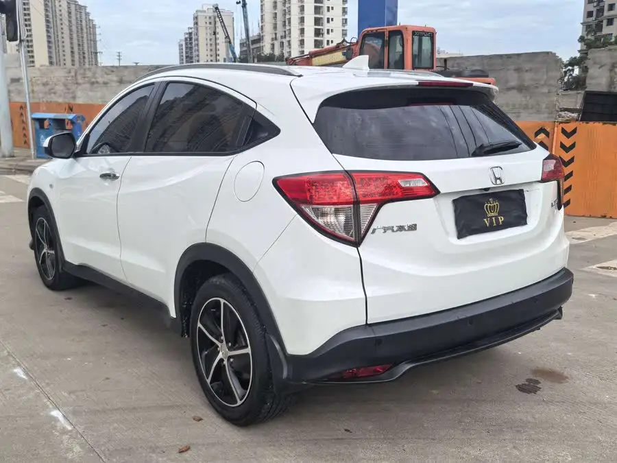 2020 هوندا HR-V 1.5L CVT النسخة الرائدة