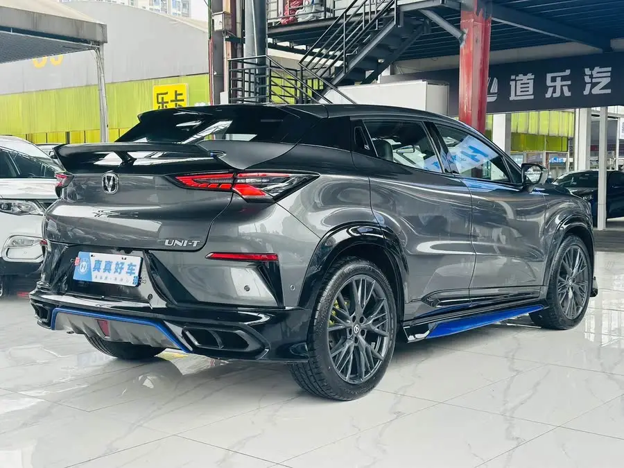 شانجان UNI-T موديل 2023 الجيل الثاني 1.5T نسخة رياضية رائدة