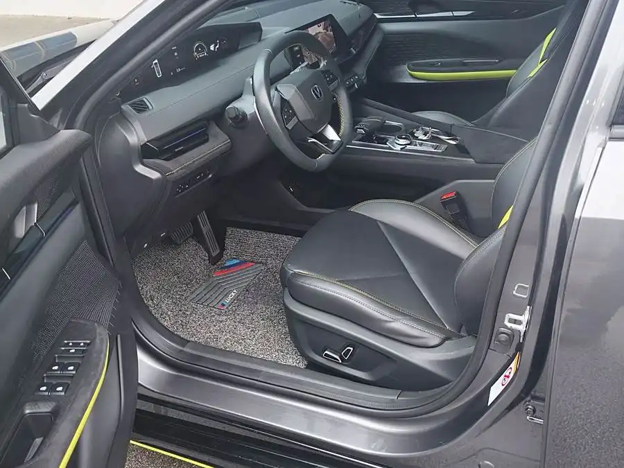 Changan UNI-V 2022 1.5T Sport Version