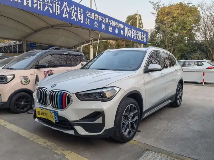 BMW X1 2022 sDrive20Li Fashion Edition