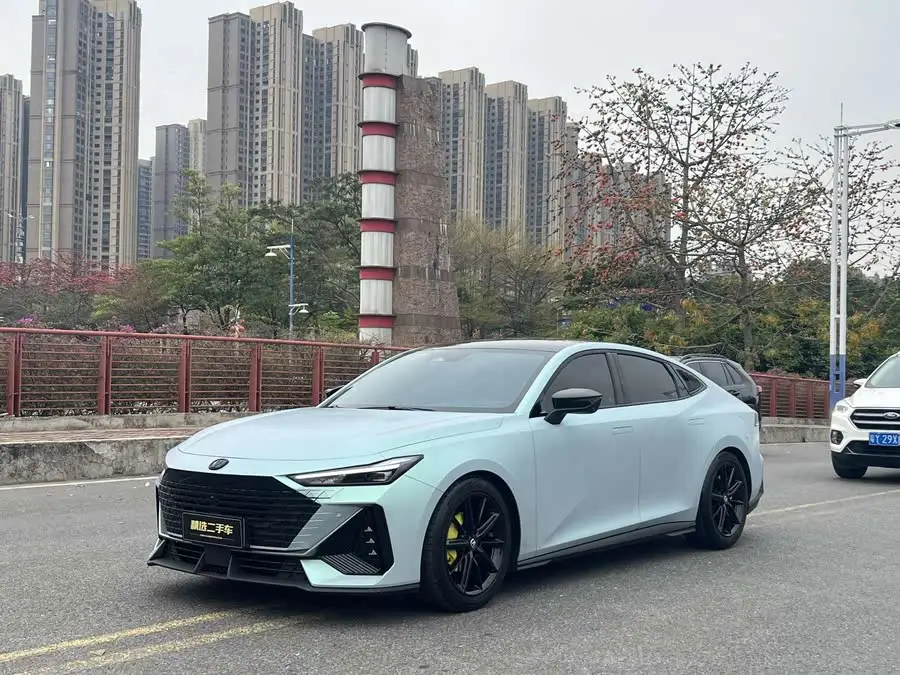 Changan UNI-V 2023 Model 1.5T Premium