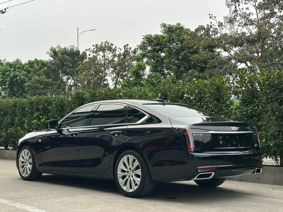 كاديلاك CT6 2022 28T الفاخرة