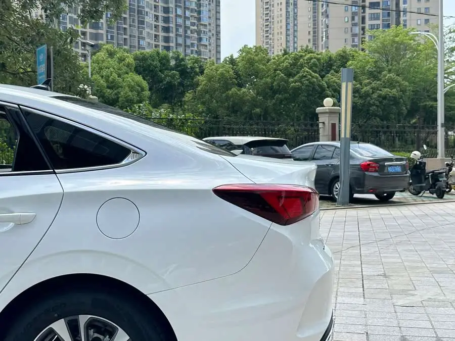 Yidong 2023 Model Changxiang Version PLUS Blue Whale NE 1.4T GDI DCT Premium Version