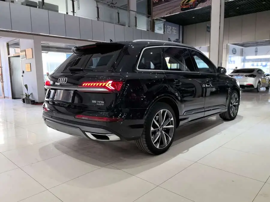 Audi Q7 2021 55 TFSI quattro S line Sport