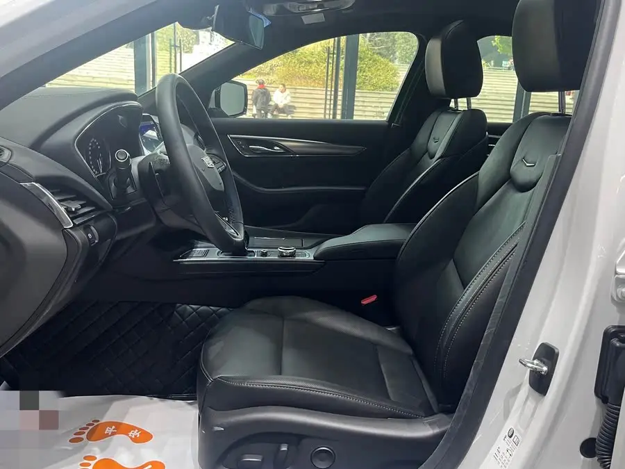 Cadillac CT5 2023 28T Luxury (Standard)