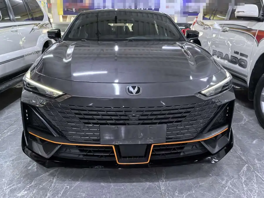 Changan UNI-V 2022 1.5T Sport Version