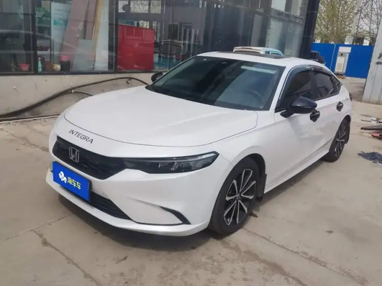 2023 Style HATCHBACK 240 TURBO CVT Leading Edition