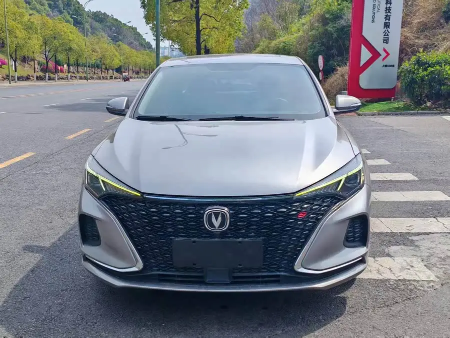 إيدونغ 2020 بلس بلو ويلي NE 1.4T GDI DCT بريميوم