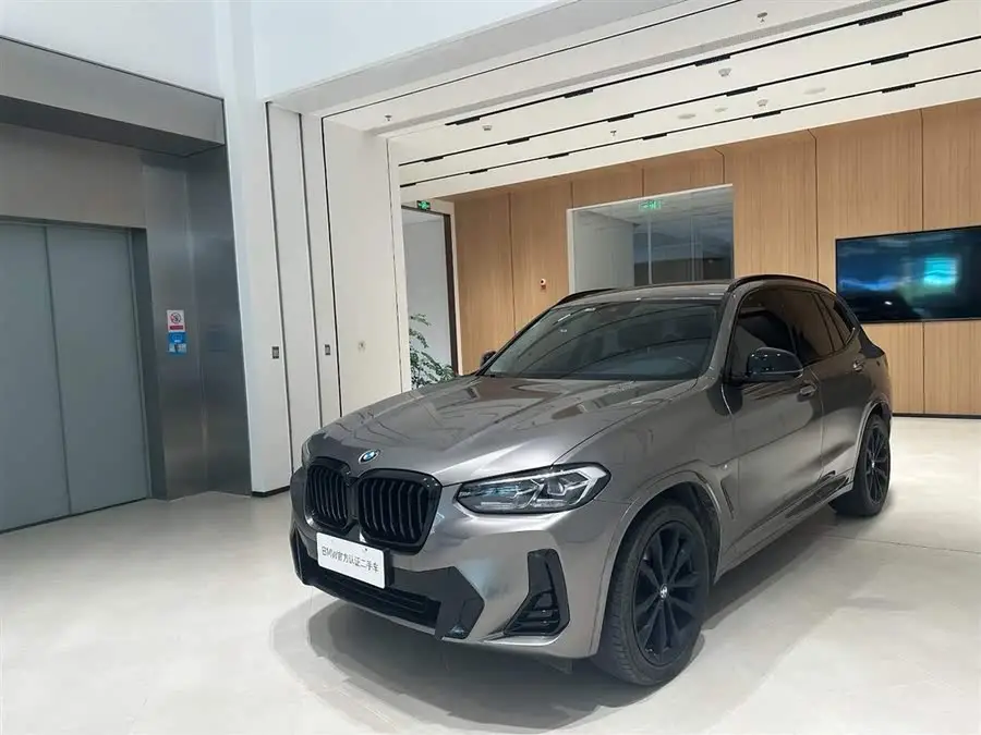 BMW X3 2022 xDrive30i Leading Model M Night Package