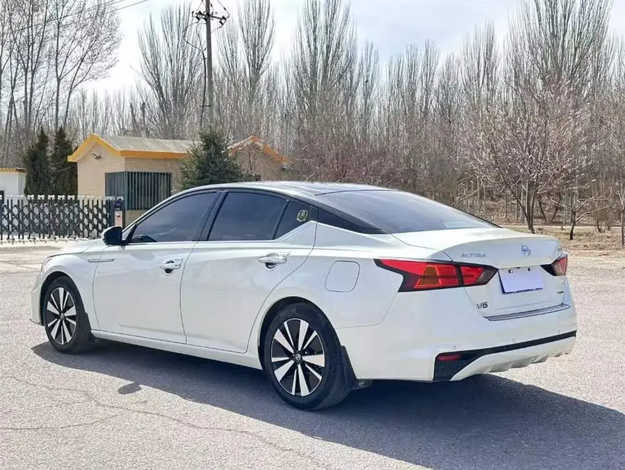 Teana 2021 2.0L XL Upper AD1 Intelligent Navigation Edition