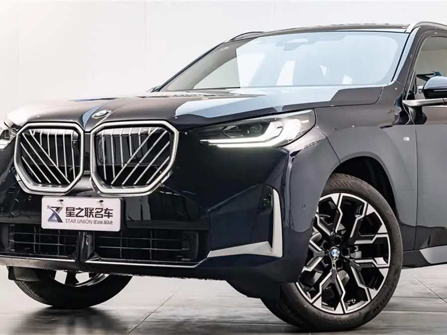 بي إم دبليو X3 2025 xDrive30L الطراز الرائد مجموعة M الرياضية
