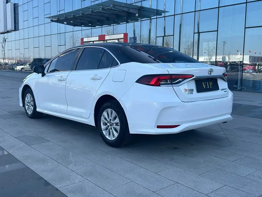 كورولا 2021 1.2T S-CVT الفئة الفاخرة