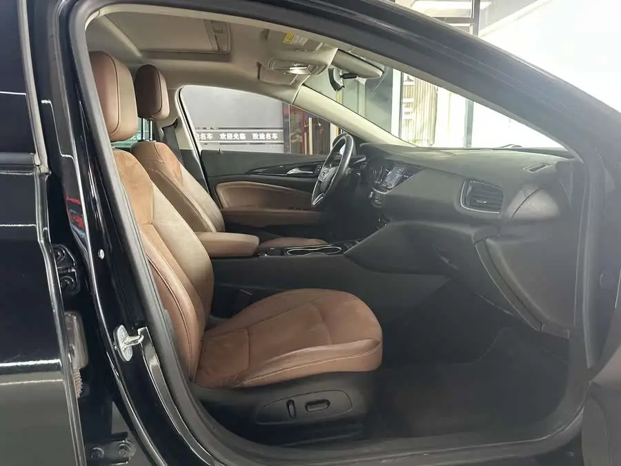 بيوك ريجال 2020 552T فاخرة