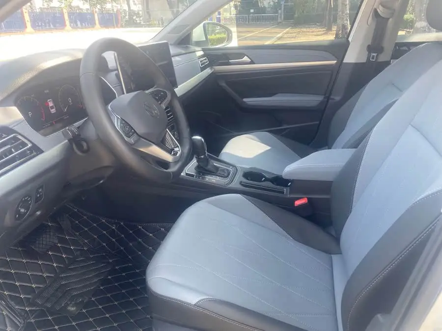 لاميدا 2024 1.5 لتر أوتوماتيكي إصدار الخمسة ملايين