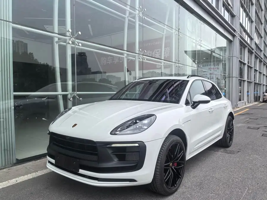 2023 Macan GTS 2.9T