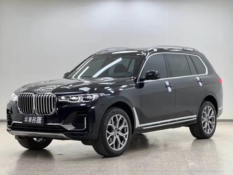 BMW X7 2021 xDrive40i Luxury Package