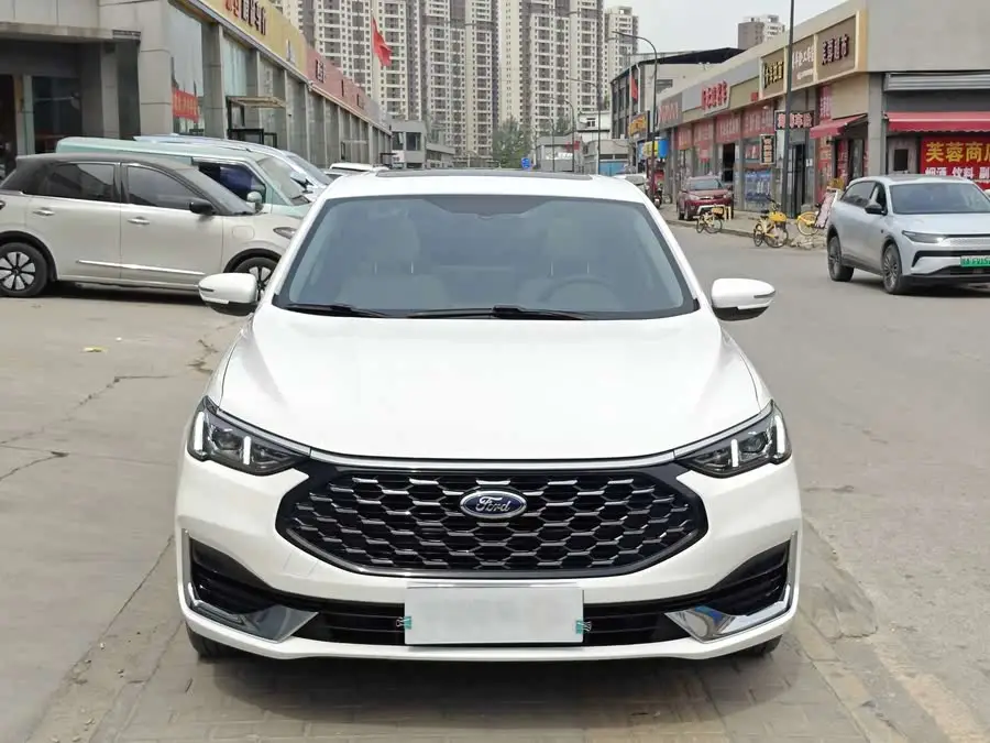 Fords 2021 Model 1.5L Automatic Diamond Edition