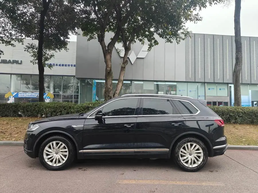 Touareg 2021 2.0 TSI Navigator Special Edition