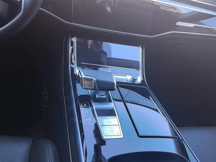 Audi A8 2021 A8L 50 TFSI quattro Comfort