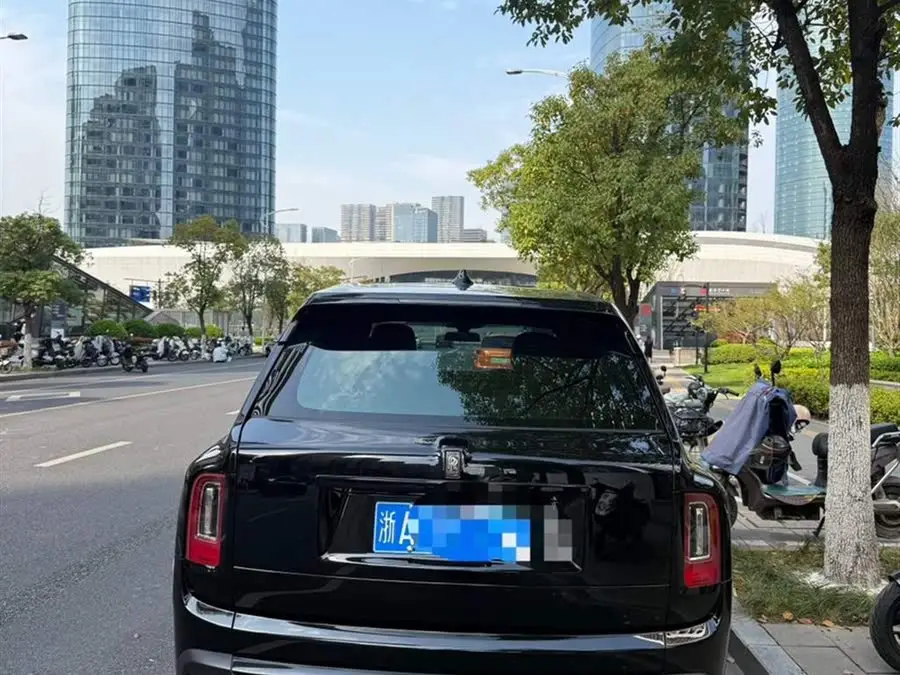 Cullinan 2018 5-seater