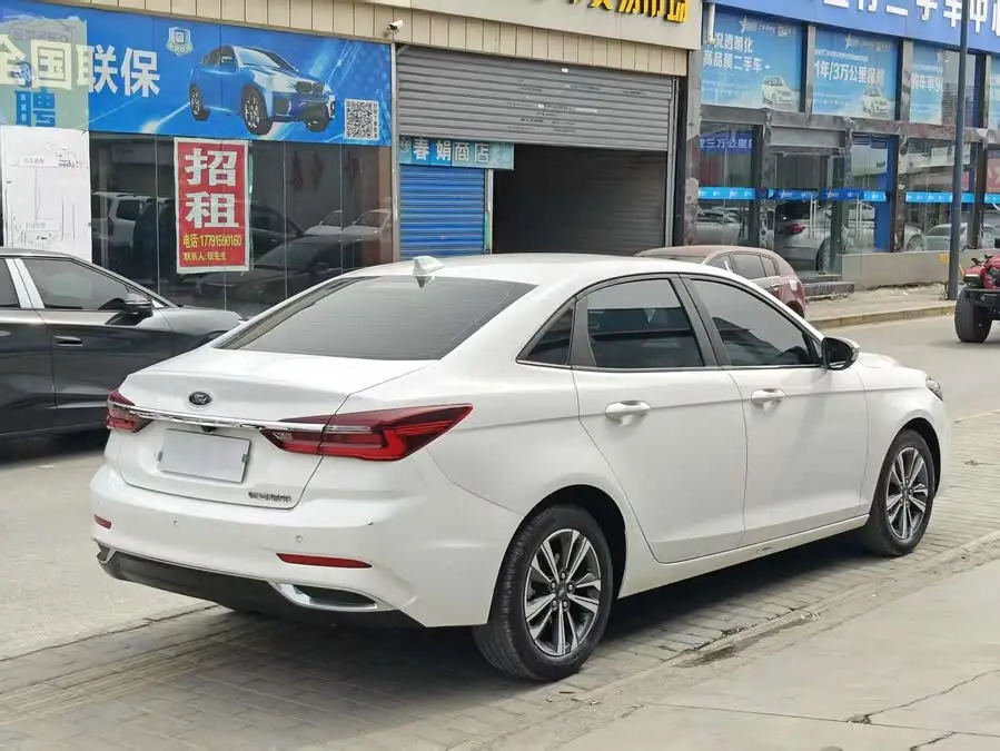 Fords 2021 Model 1.5L Automatic Diamond Edition