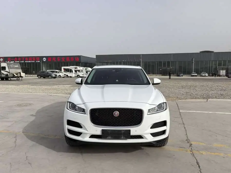Jaguar F-PACE 2020 2.0T Urban Premium