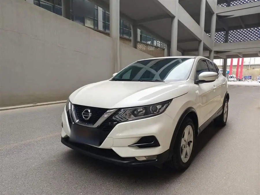 2021 نيسان إكس-تريل 2.0 لتر نسخة ذكية