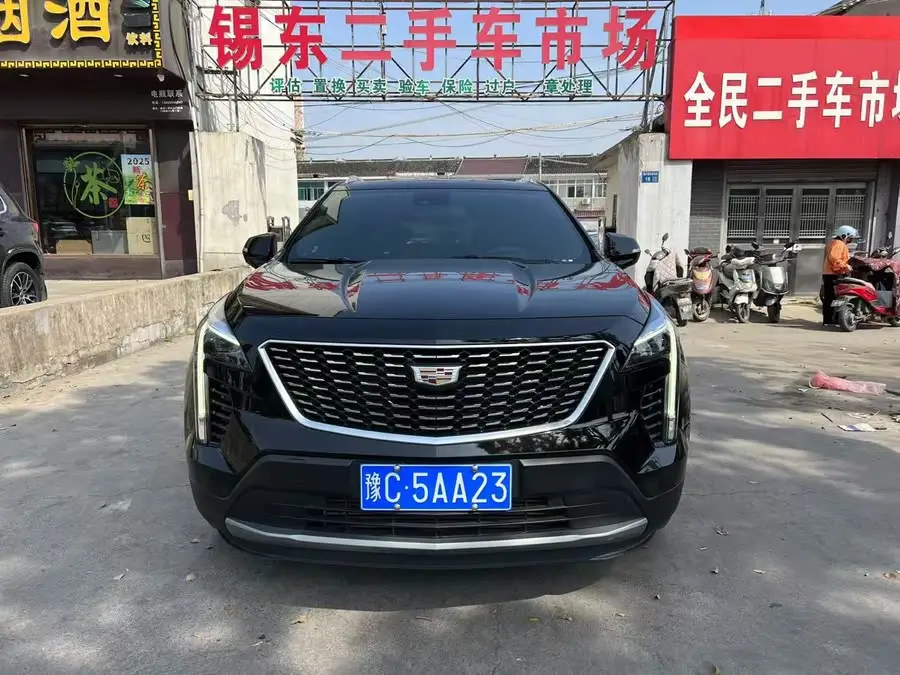 Cadillac XT4 2022 28T Luxury FWD