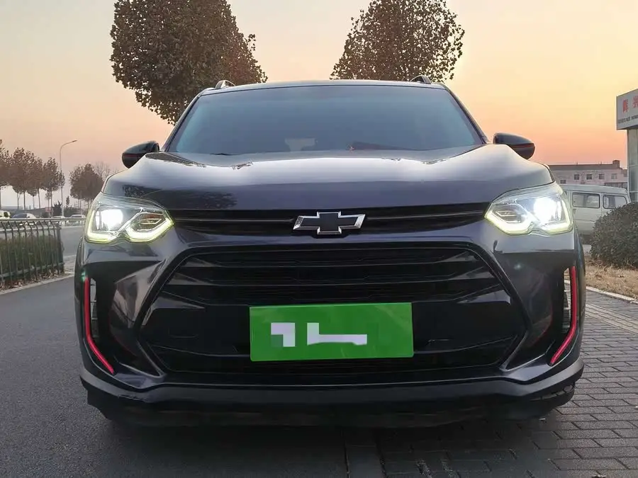 2020 Wuling Hongguang Plus Light Hybrid Redline 530T Automatic Enjoy Edition (5+2)