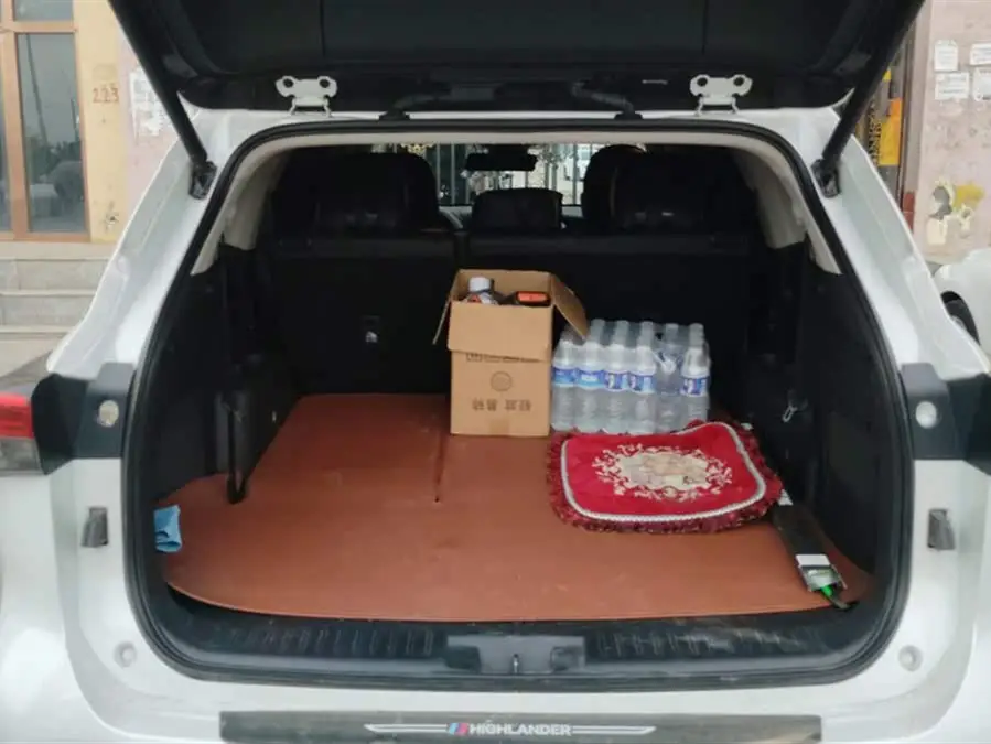 Highlander 2022 Model Hybrid 2.5L All-Wheel Drive Premium Version 7-Seater