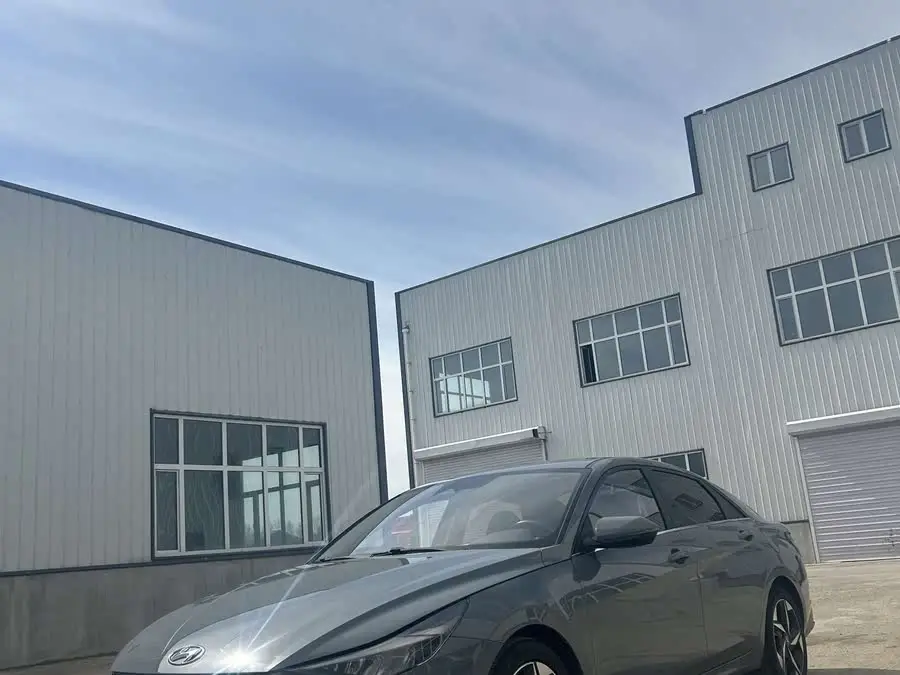 Elantra 2021 1.5L CVT LUX Premium