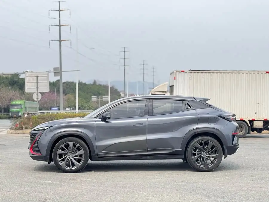 Changan UNI-T 2020 1.5T Premium