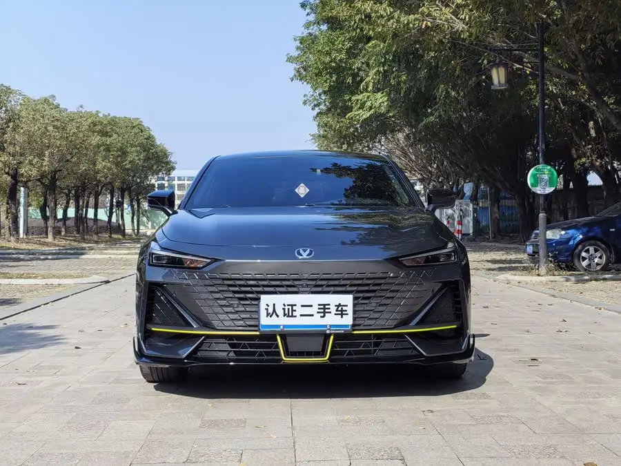 Changan UNI-V 2022 1.5T Sports Edition