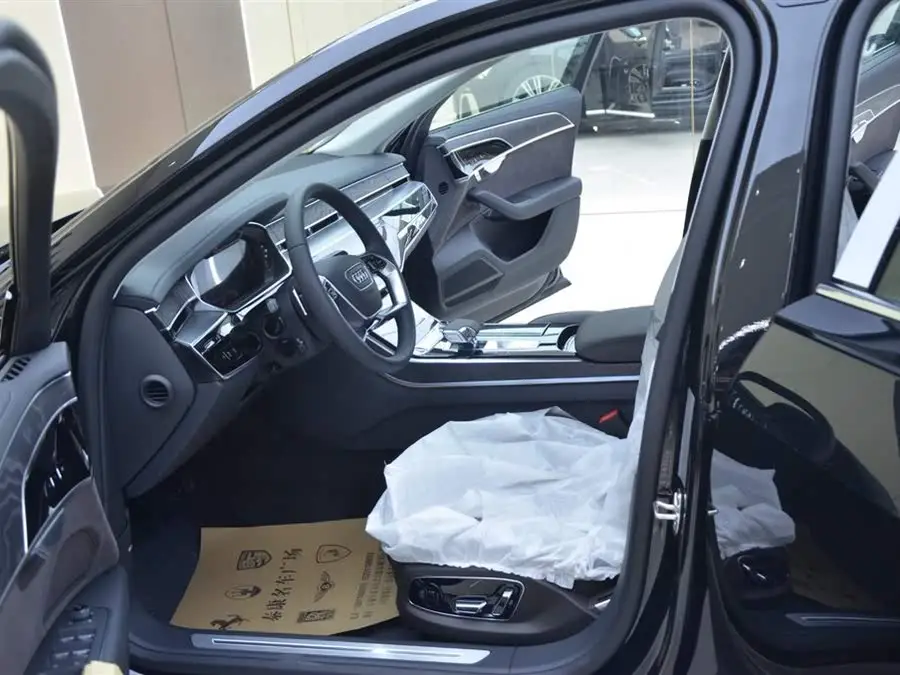 أودي A8 طراز 2025 A8L 45 TFSI كواترو الفاخرة